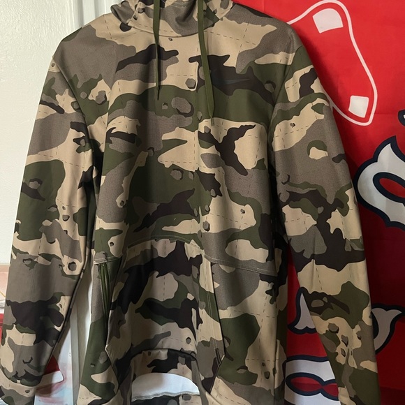 Nike sweatshirt - Picture 1 of 3